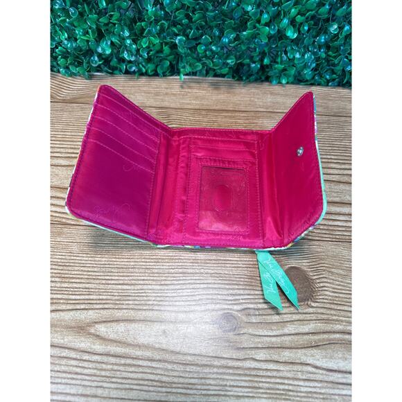 Vera Bradley Euro Wallet Trifold in Retired Tutti Fruitti - Picture 5 of 6